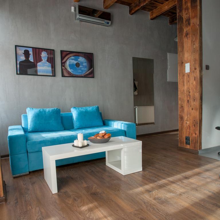 Beyond Topolowa Apartment